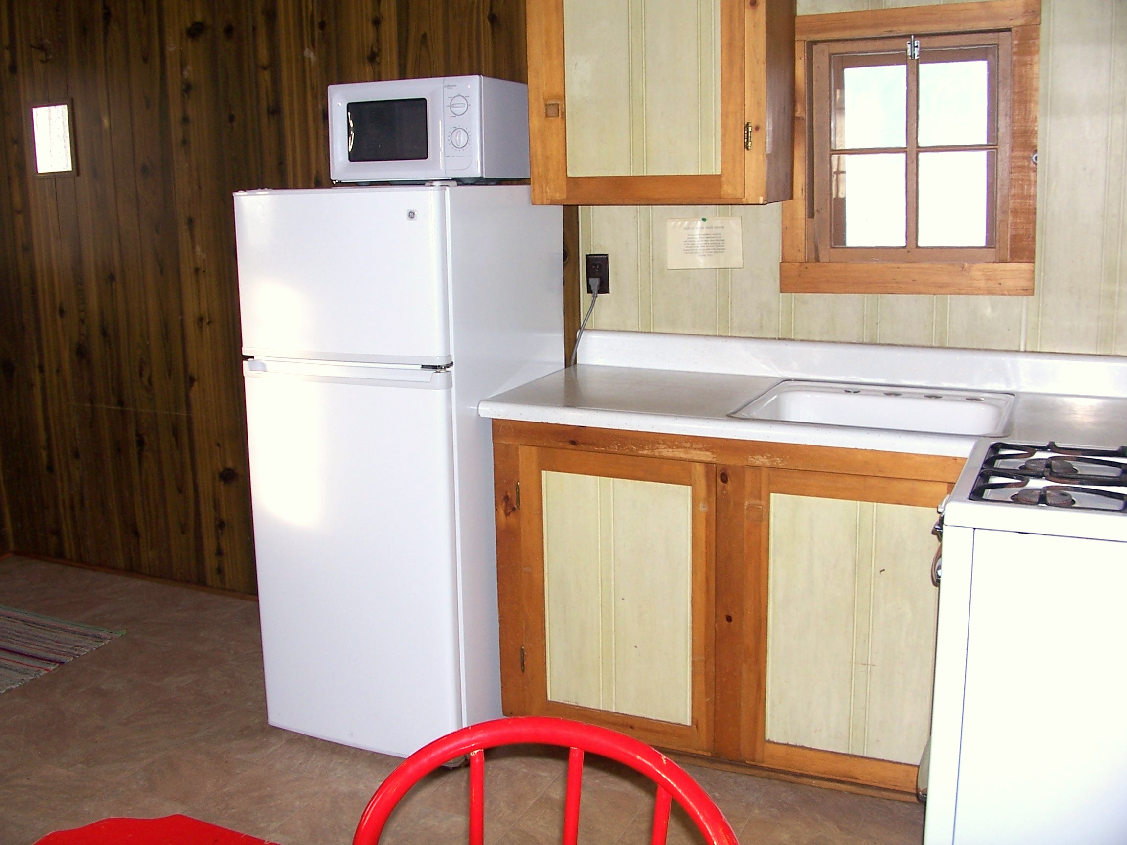 Crooked Lake Resort, Finland, Minnesota, USA Year Round Recreational Fun!